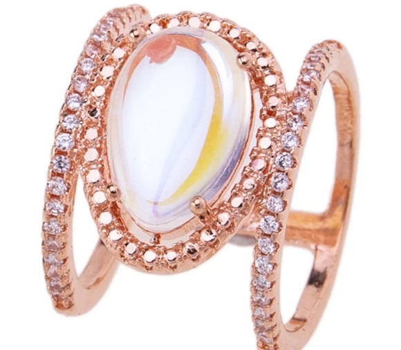 2 for 8$ Moonstone Oval stone ring - Picture 2 of 5